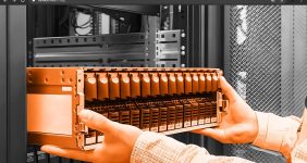 خدمات پشتیبانی دیتاسنتر